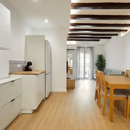 17 Nice Apartment Next To El Molino Барселона Экстерьер фото