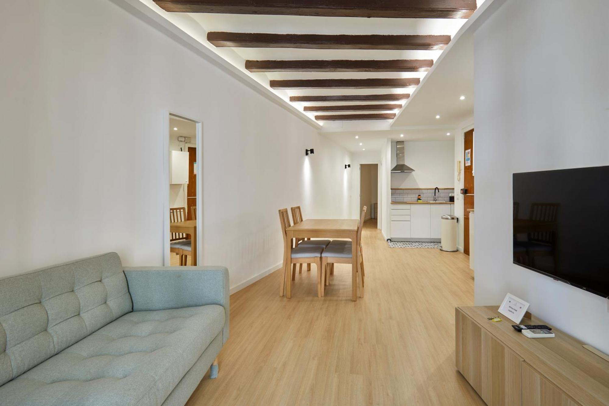 17 Nice Apartment Next To El Molino Барселона Экстерьер фото