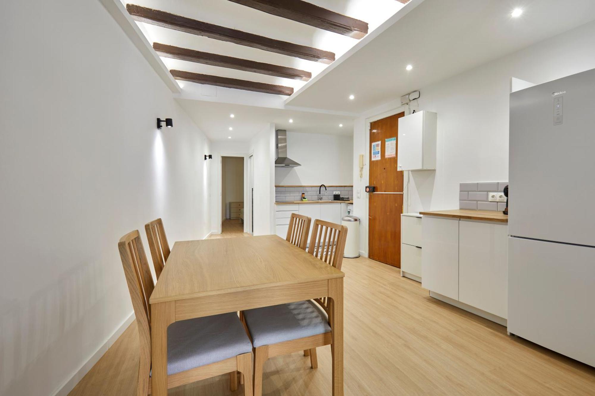 17 Nice Apartment Next To El Molino Барселона Экстерьер фото